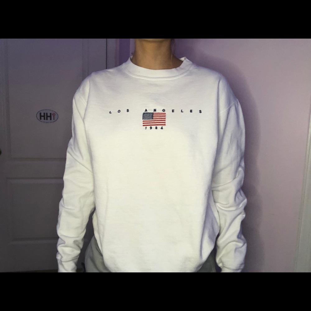 BRANDY MELVILLE crew neck